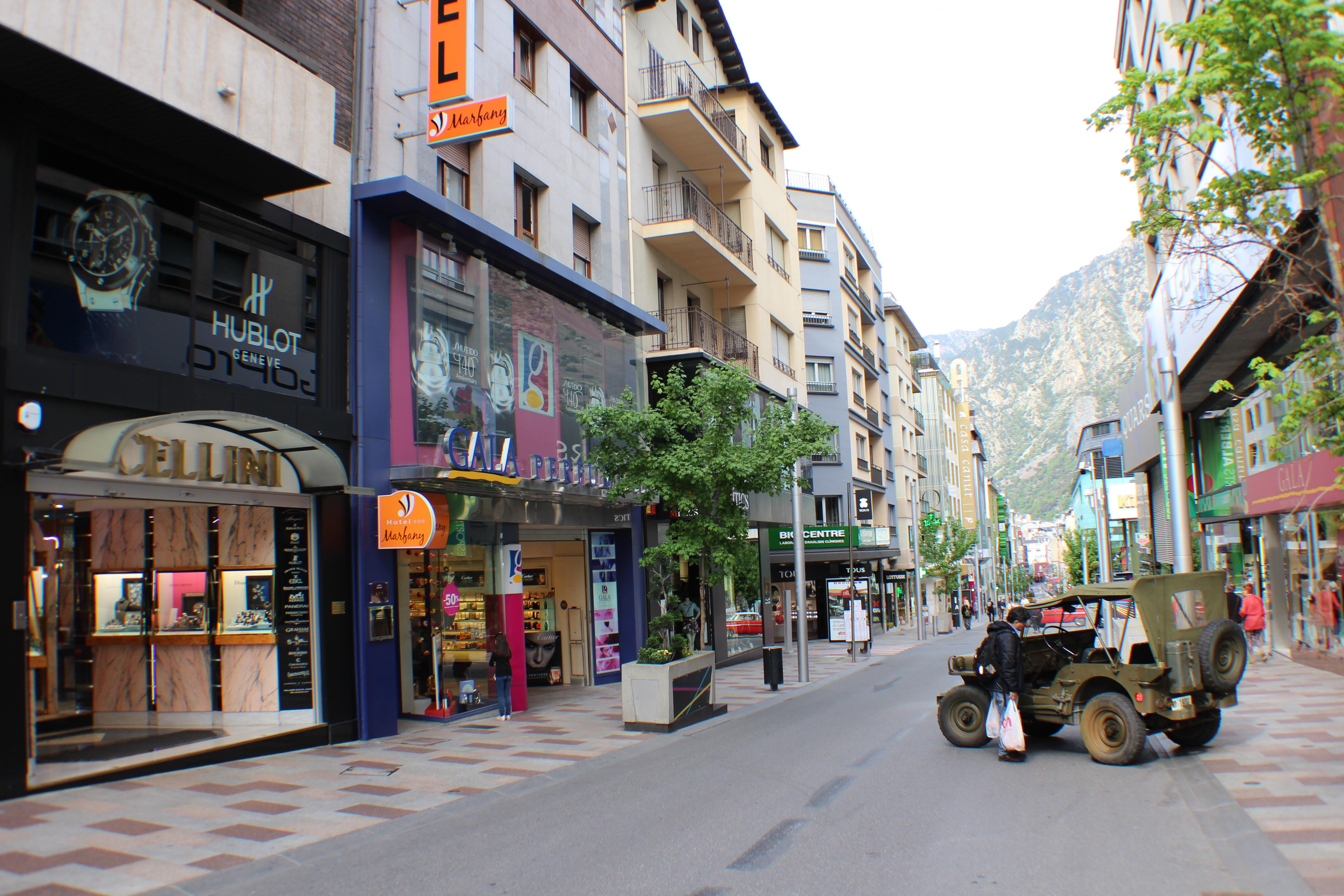 Hotel Marfany Andorra la Vella Exterior photo